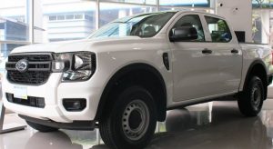 Ford Ranger XL 2023 chỉ 659 triệu tại Việt Nam trang bị những gì?