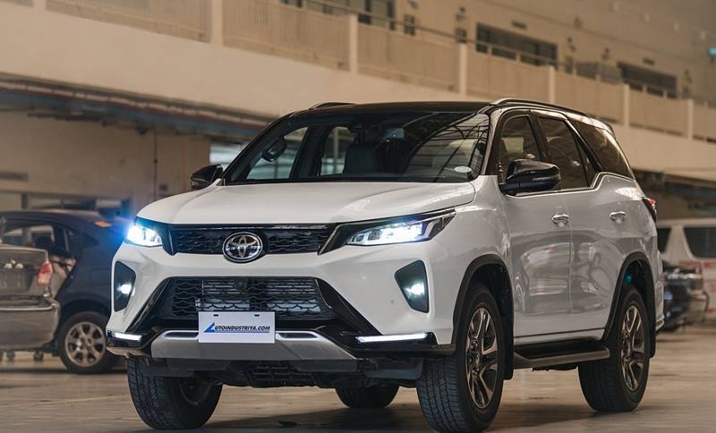 Fortuner lần này vẫn được thừa kế ngoại hình nam tính, mạnh mẽ