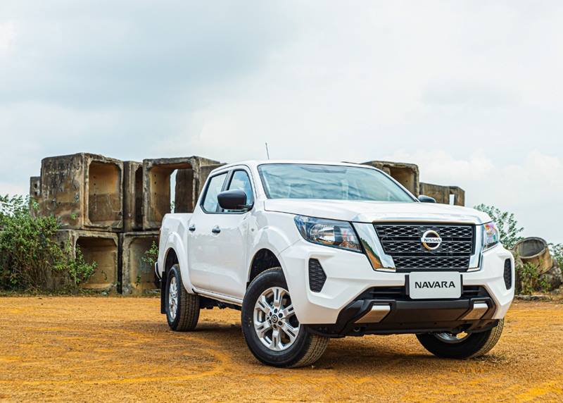 Nissan Navara giảm tới 120 triệu đồng