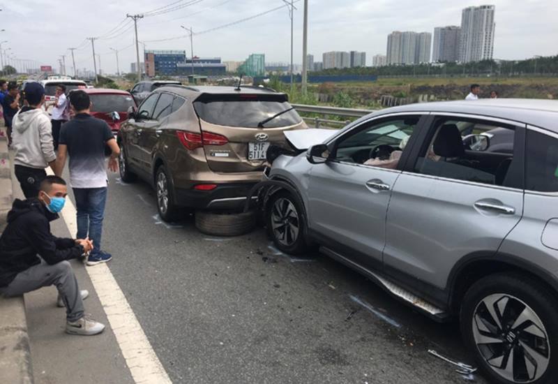 Không nên chủ quan khi lái xe để tránh tai nạn 