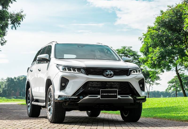 Fortuner Toyota được nâng cấp trang bị cắt bỏ 2 phiên bản và điều chỉnh giá niêm yết giảm tới 120 triệu đồng