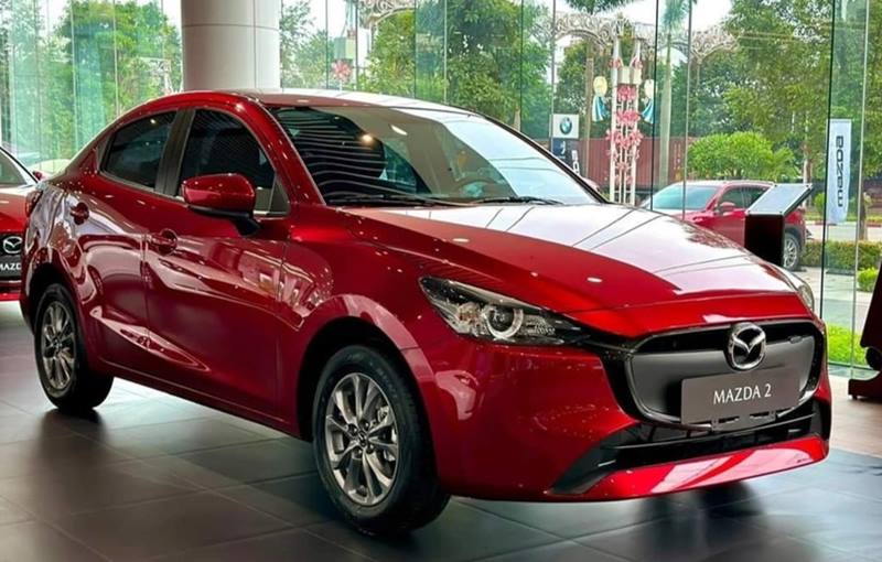 Mazda2 giá dao động 420 - 562 triệu đồng