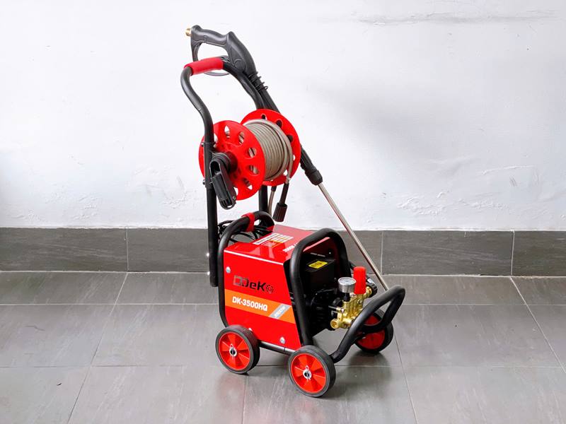 Máy rửa xe gia đình DEKO