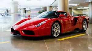 FERRARI ENZO đời 2003 được rao bán với giá đắt đỏ
