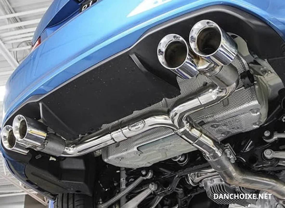 Pô On/Off là hệ thống ống xả được cải tiến có thể đóng/mở van điều tiết âm thanh