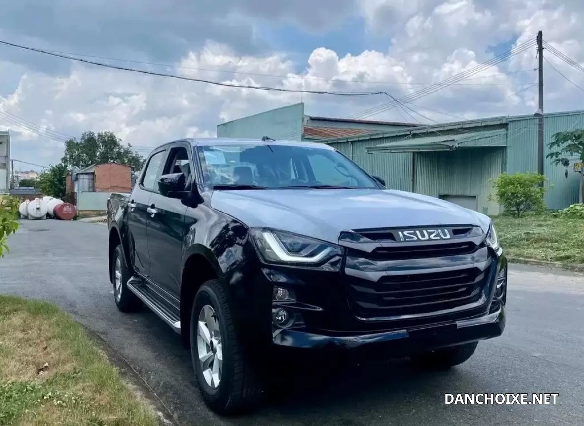 Isuzu D-Max tại Việt Nam: Vì sao không thể đạt doanh số như Thái Lan?