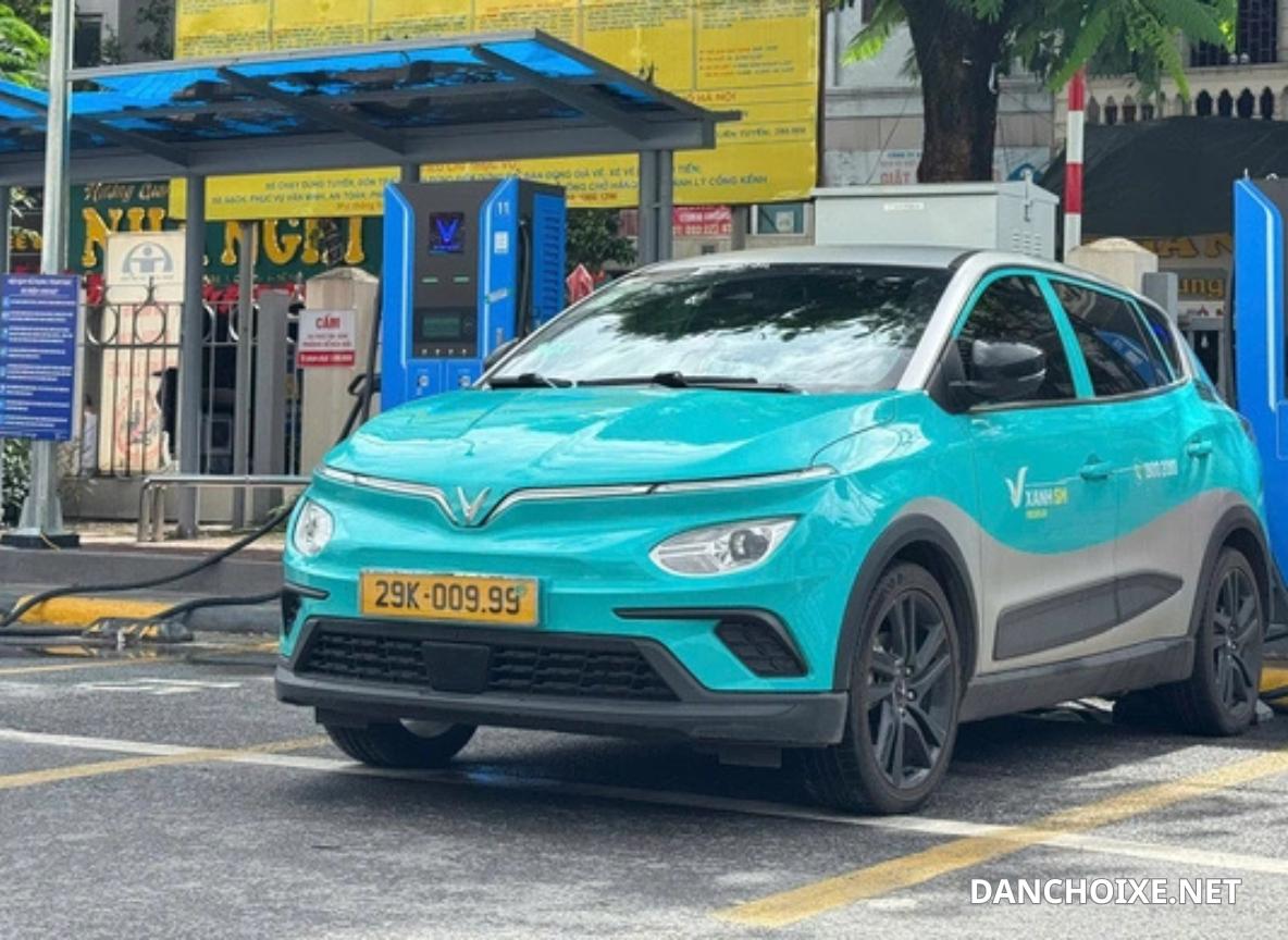 Xe Vinfast áp dụng trong nước và tại trạm sạc công cộng, không giới hạn chỉ ở trạm riêng của hãng.