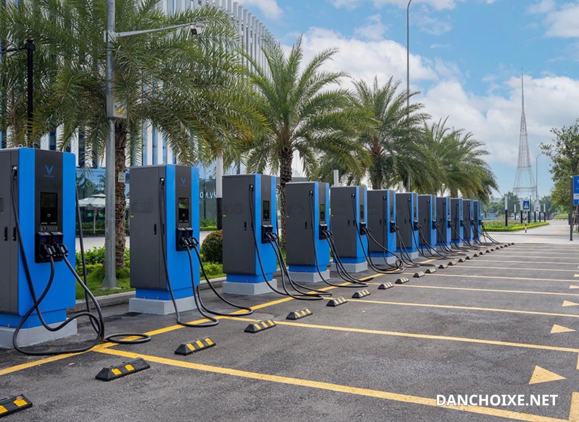 Vinfast đầu tư nhiều trạm sạc trên cả nước để thuận tiện phục vụ cho người dùng