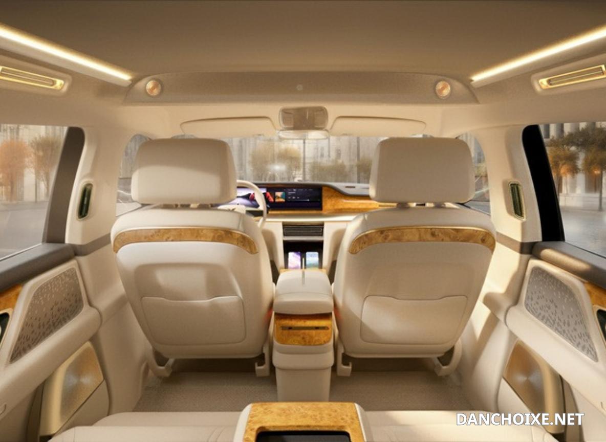 Lac Hong được trang bị nội thất xa xỉ chuẩn xe siêu sang