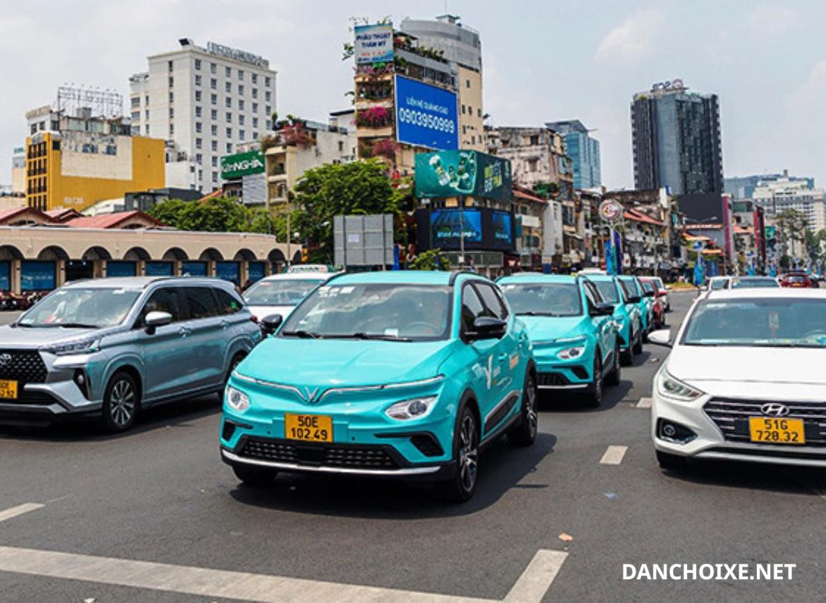 Lộ trình đến năm 2030 Hà Nội thay thế 100% Tãi xăng dầu thành xe điện