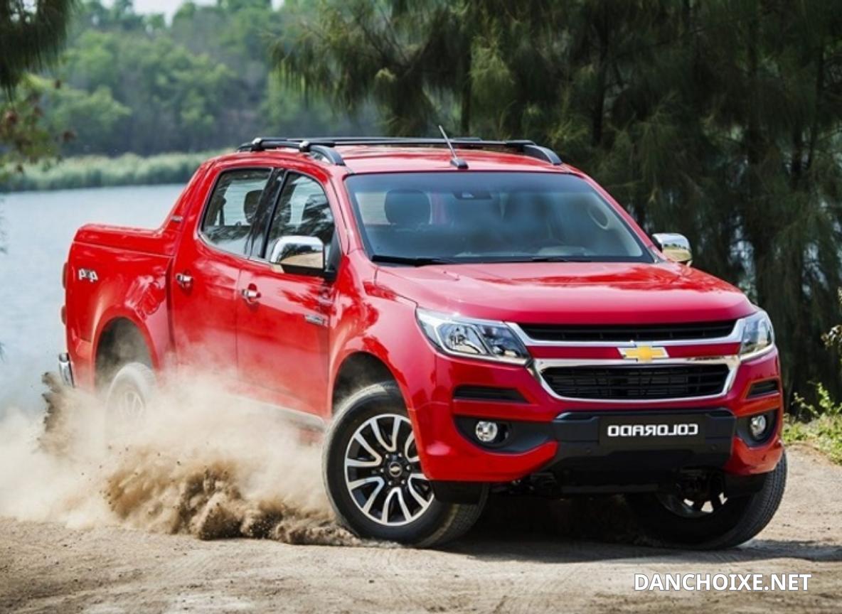 Sự lan truyền của nhiều thông tin chưa chính xác trên thị trường khiến tâm lý người dùng lo ngại xe bán tải trong tương lai