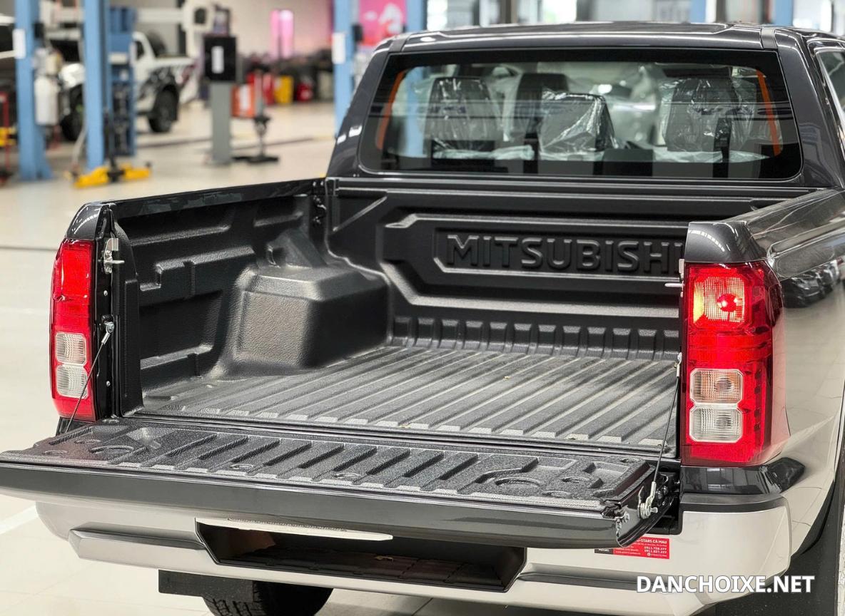 Tải trọng thùng lớn có thể chở hàng đa dạng