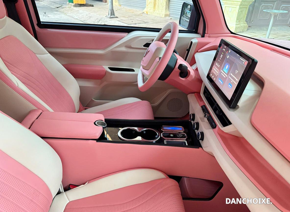 Ô tô độ nội thất mang tính thẩm mỹ và tiện nghi 