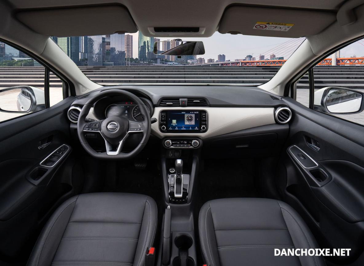 Nissan Almera trang bị màn hình giải trí và âm thanh chất lượng cao