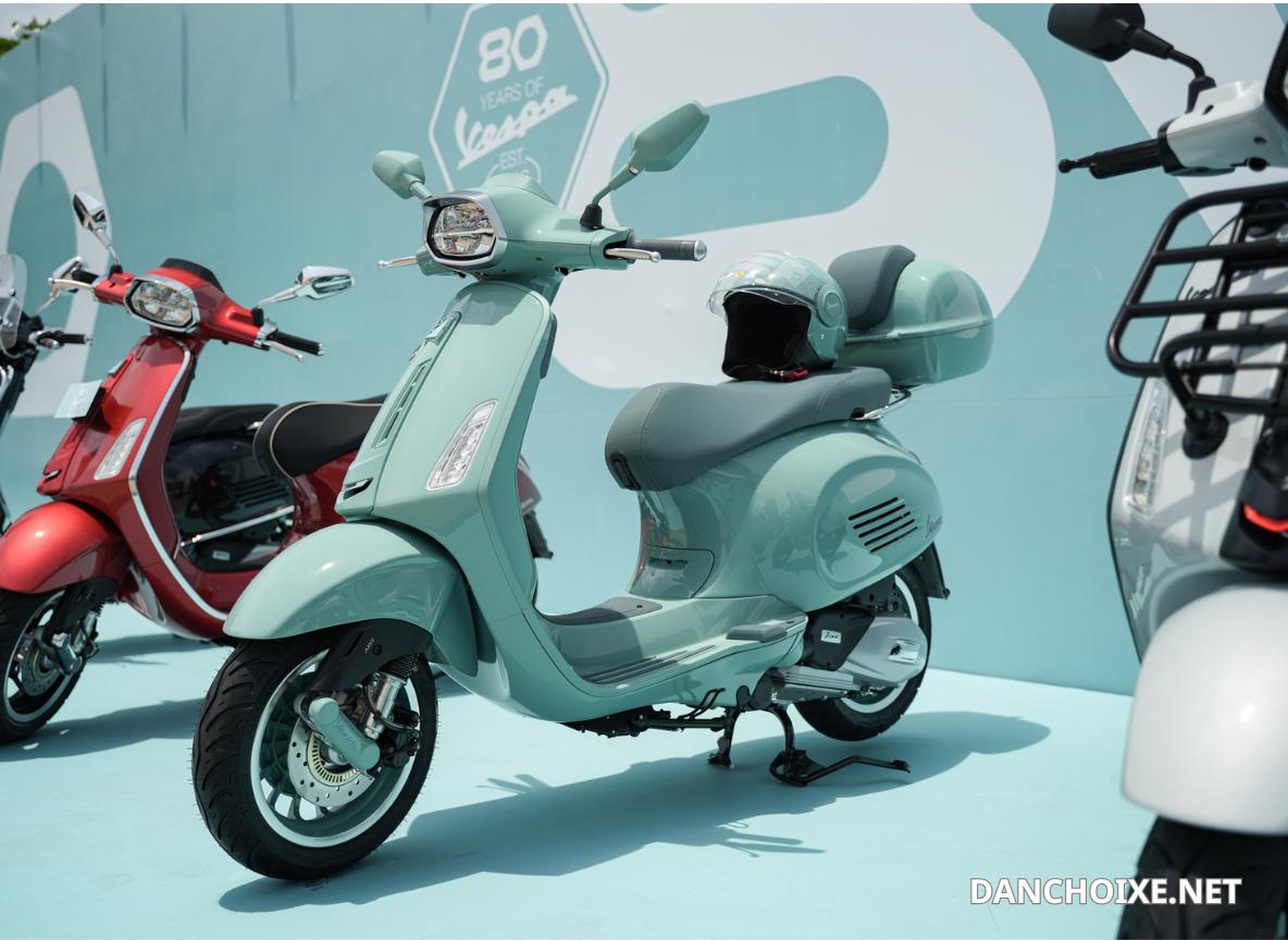 Vespa sprint 180 ra mắt với nhiều màu sắc bắt mắt
