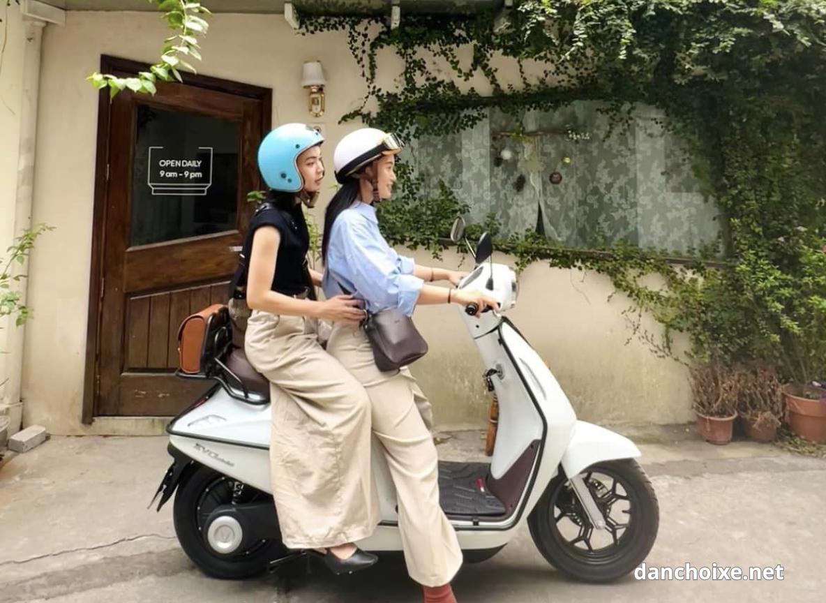 Với tốc độ không quá cao an toàn với người sử dụng
